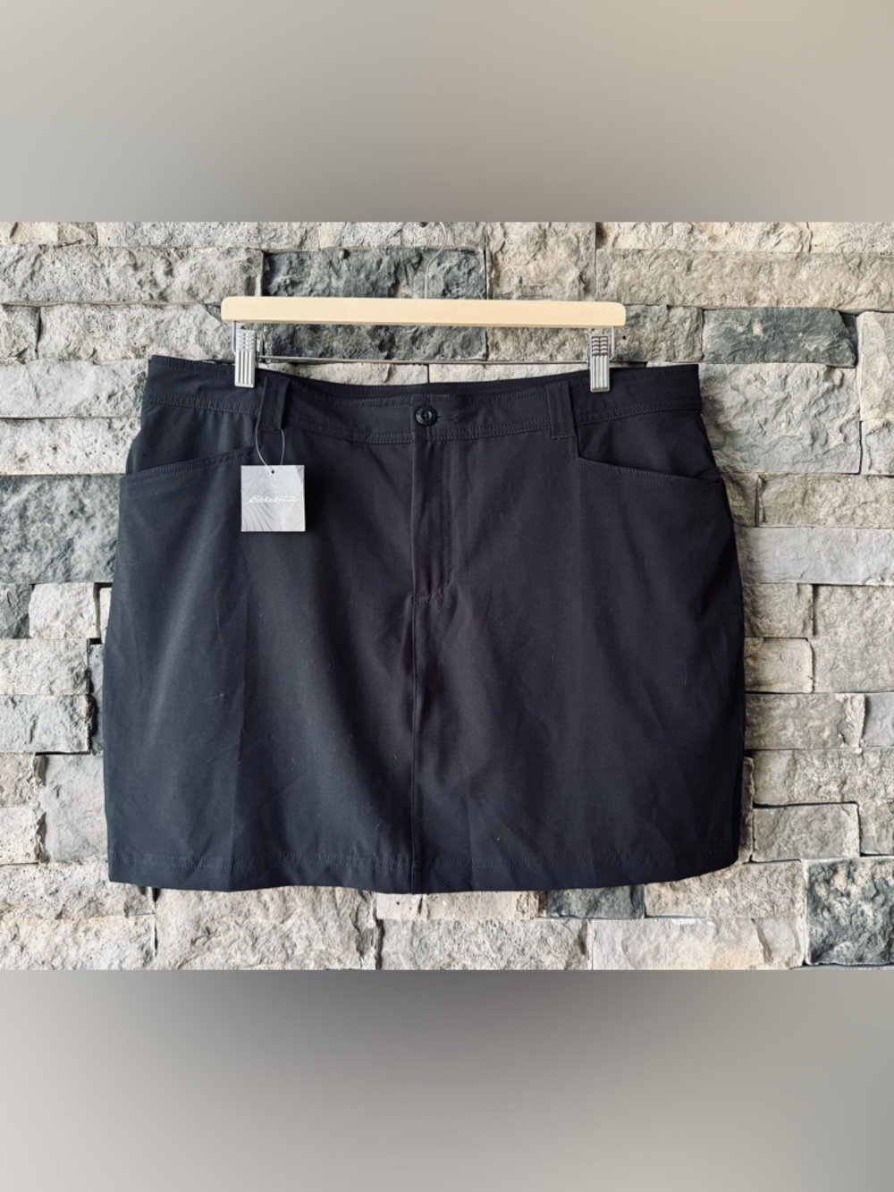 Eddie Bauer Women’s Adventure 2.0 Collection Black Skirt Skort Size 18 NWT